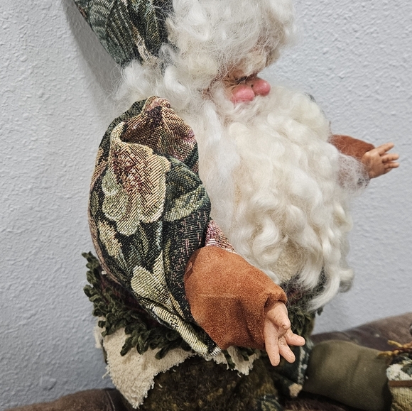 The Royal Elferie Santa - Picture 7 of 11